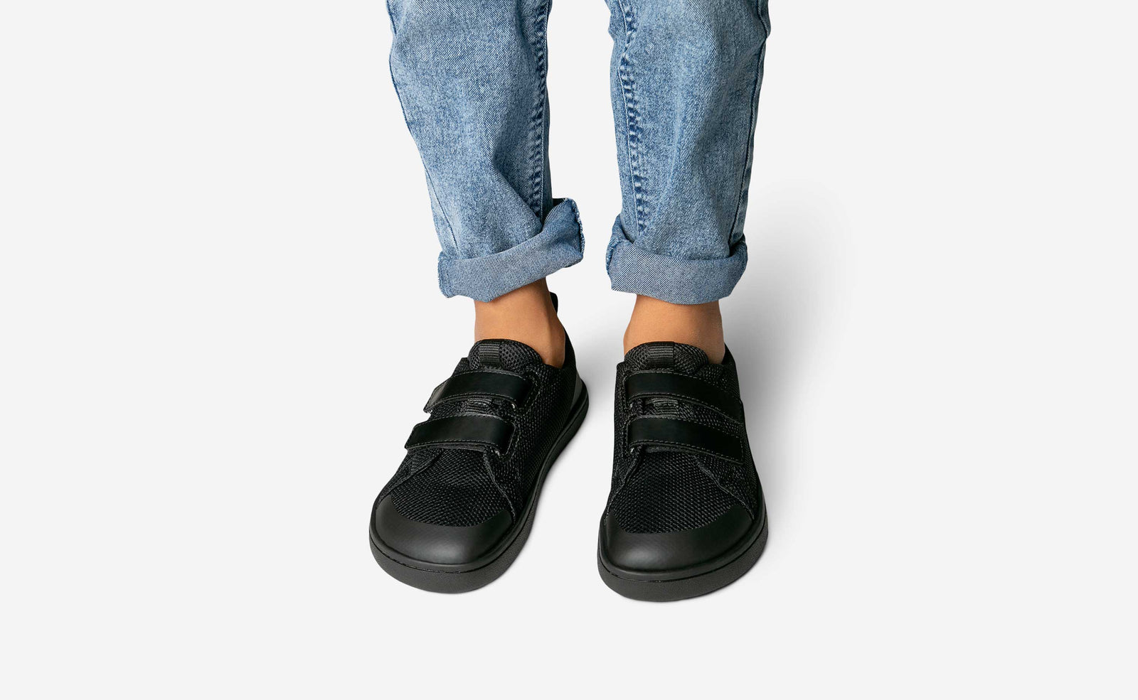 Buy Red Tape Unisex Kids Solid Black Sneaker online